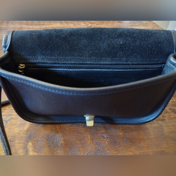 Coach Vintage Black Dinky Crossbody Handbag - Picture 6 of 12